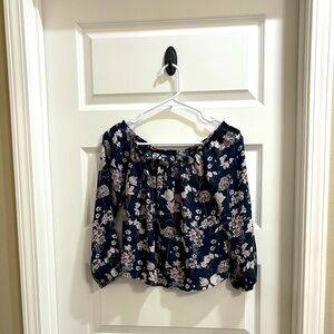 ✨Charlotte Russe Off Shoulder Floral Blouse✨